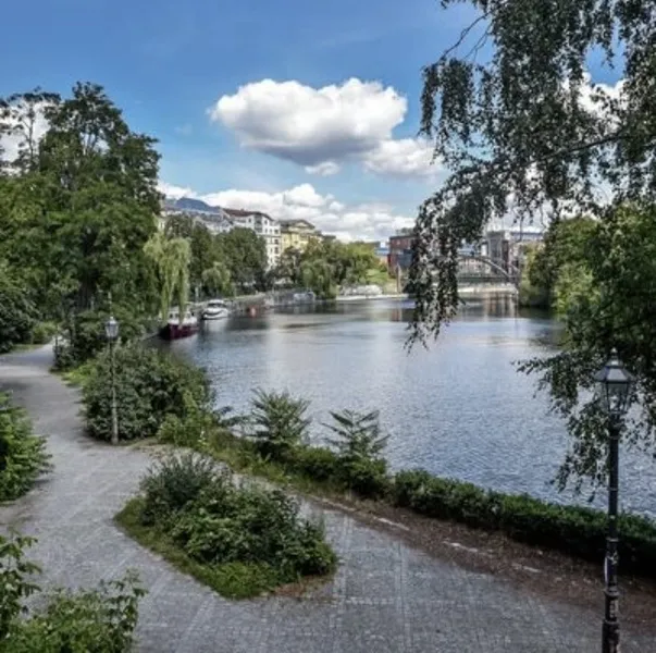 Stilvolle und helle 2-Zimmer-Wohnung in Berlin-Mitte/Tiergarten – möbliert & zentral gelegen — photo 1